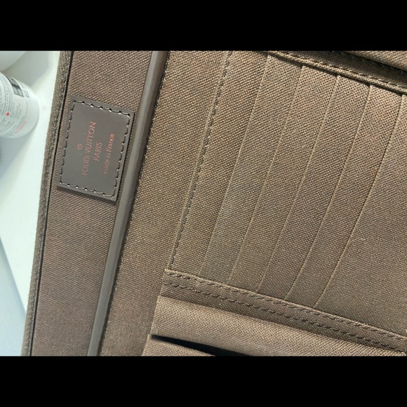 Louise Vuitton laptop bag - Picture 5 of 5